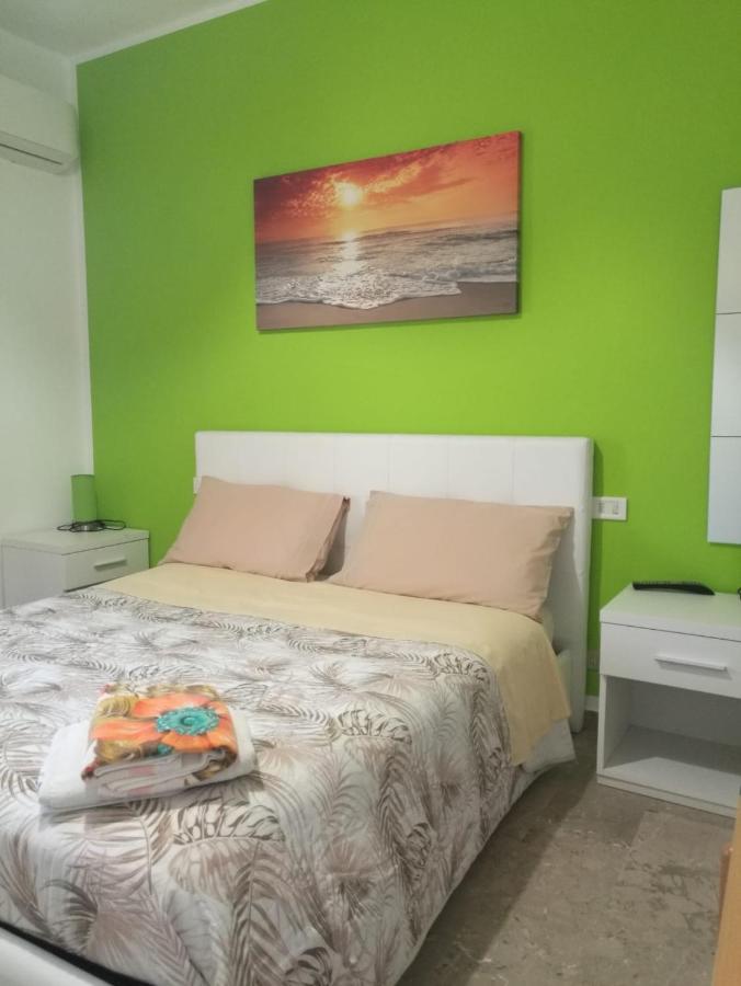 Le Magnolie B&B Розето-дельї-Абруцці Екстер'єр фото